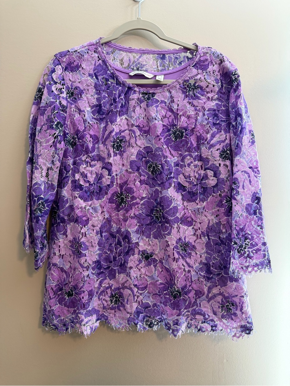 Isaac Mizrahi Purple Floral Lace 3/4 Sleeve Top